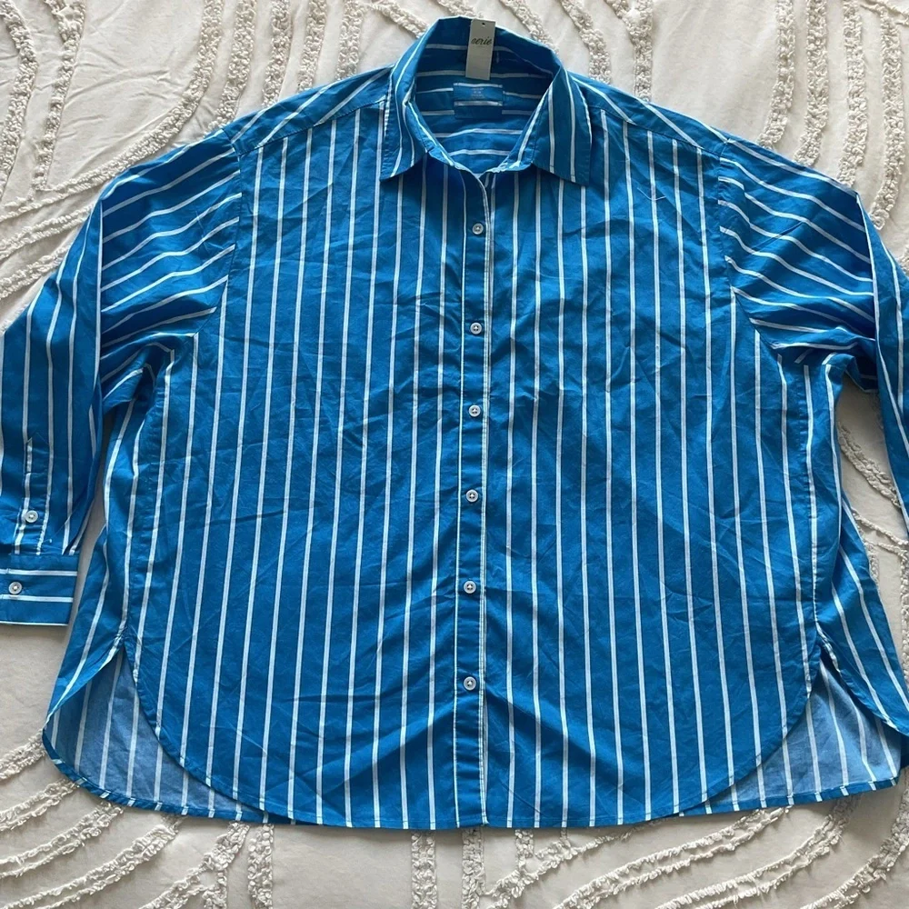 Aerie Striped Button-Up in Blue and White L oversized - Picture 5 of 11